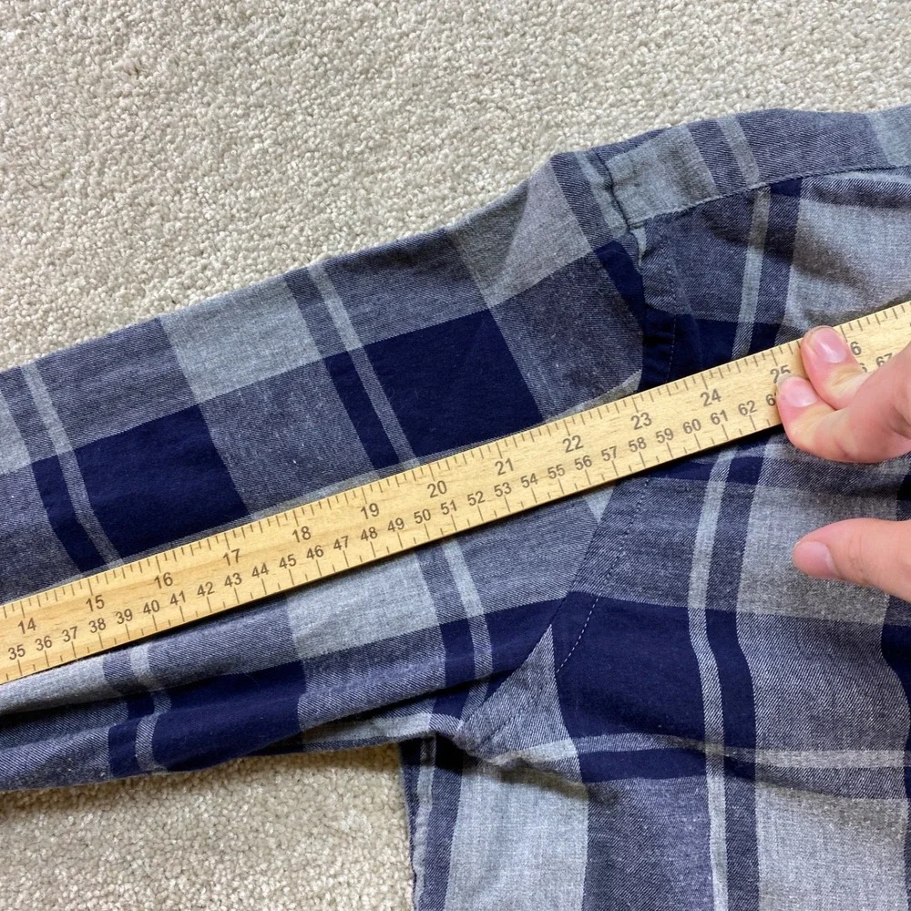 Banana Republic Flannel Shirt Mens Medium‎ Blue Grey Plaid Standard Fit Cotton